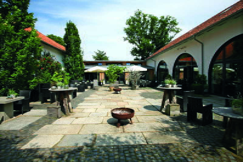 Hotel Gut Bardenhagen エクステリア 写真