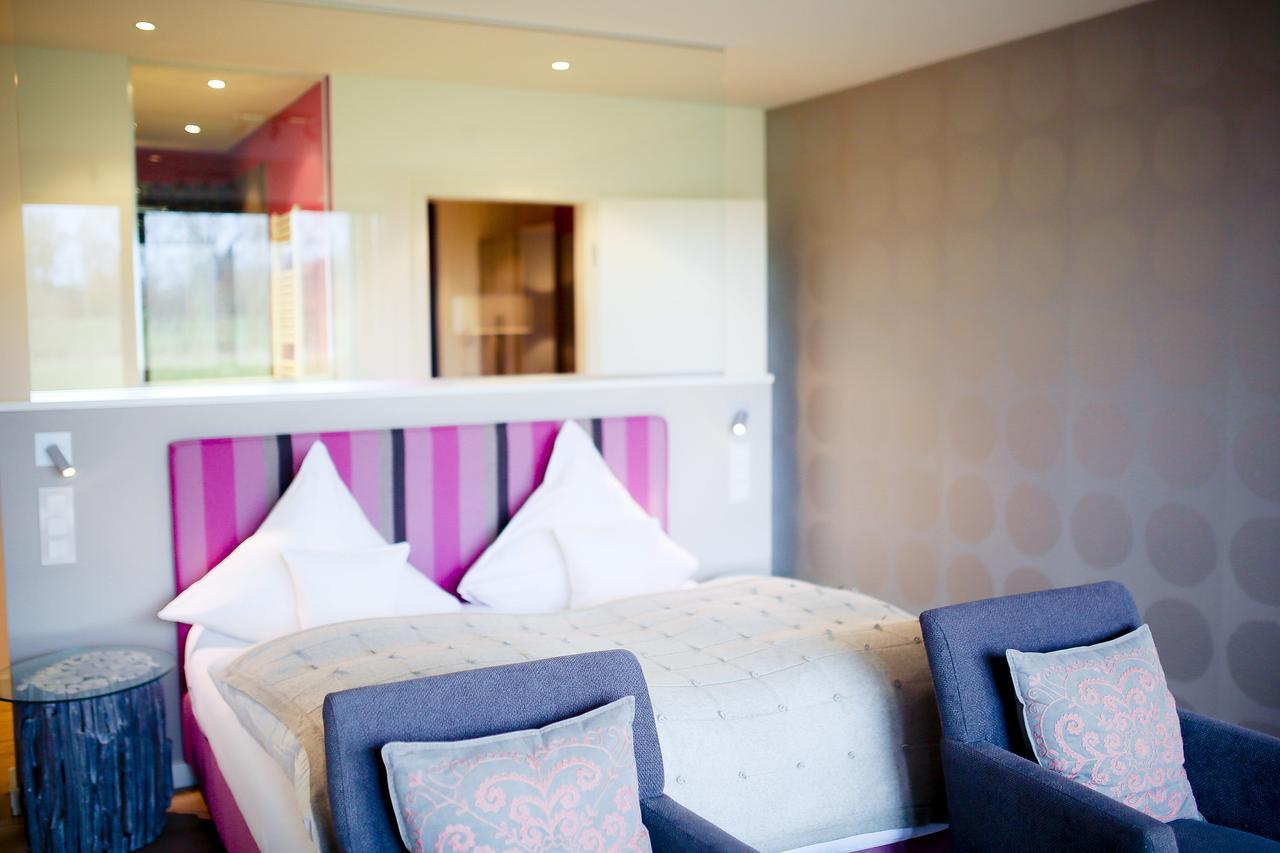 Hotel Gut Bardenhagen エクステリア 写真